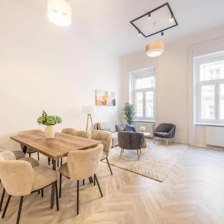 Apartament Bright Downtown Hideaway - Steps From Basilica