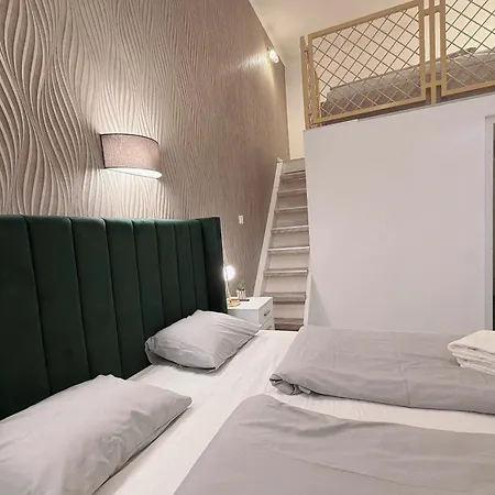 Bright Downtown Hideaway - Steps From Basilica Budapesta